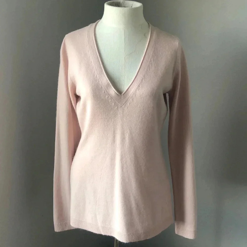 18. NWT NYCO Pink Sweater